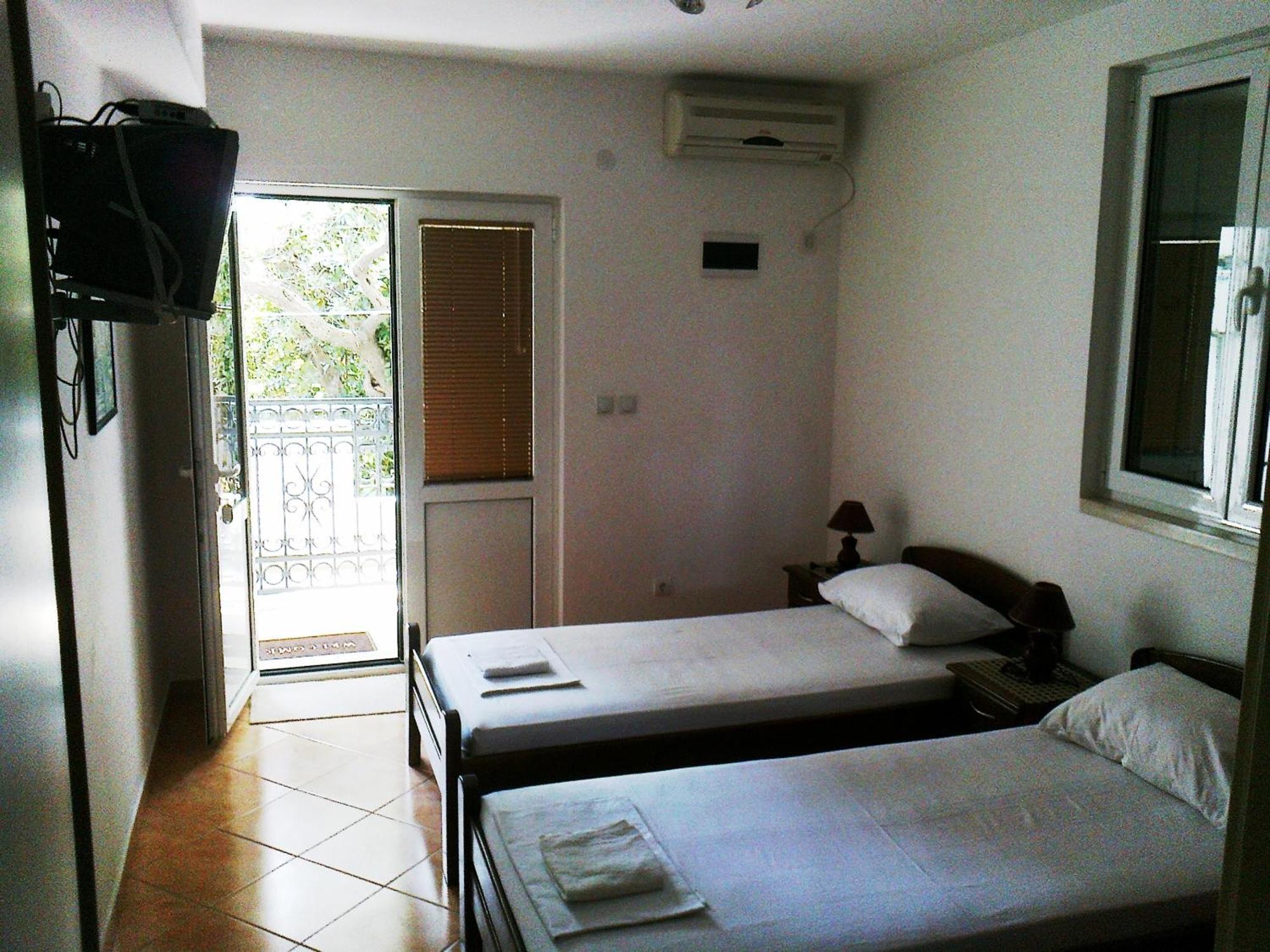 Oaza Guest House Sveti Stefan Zimmer foto